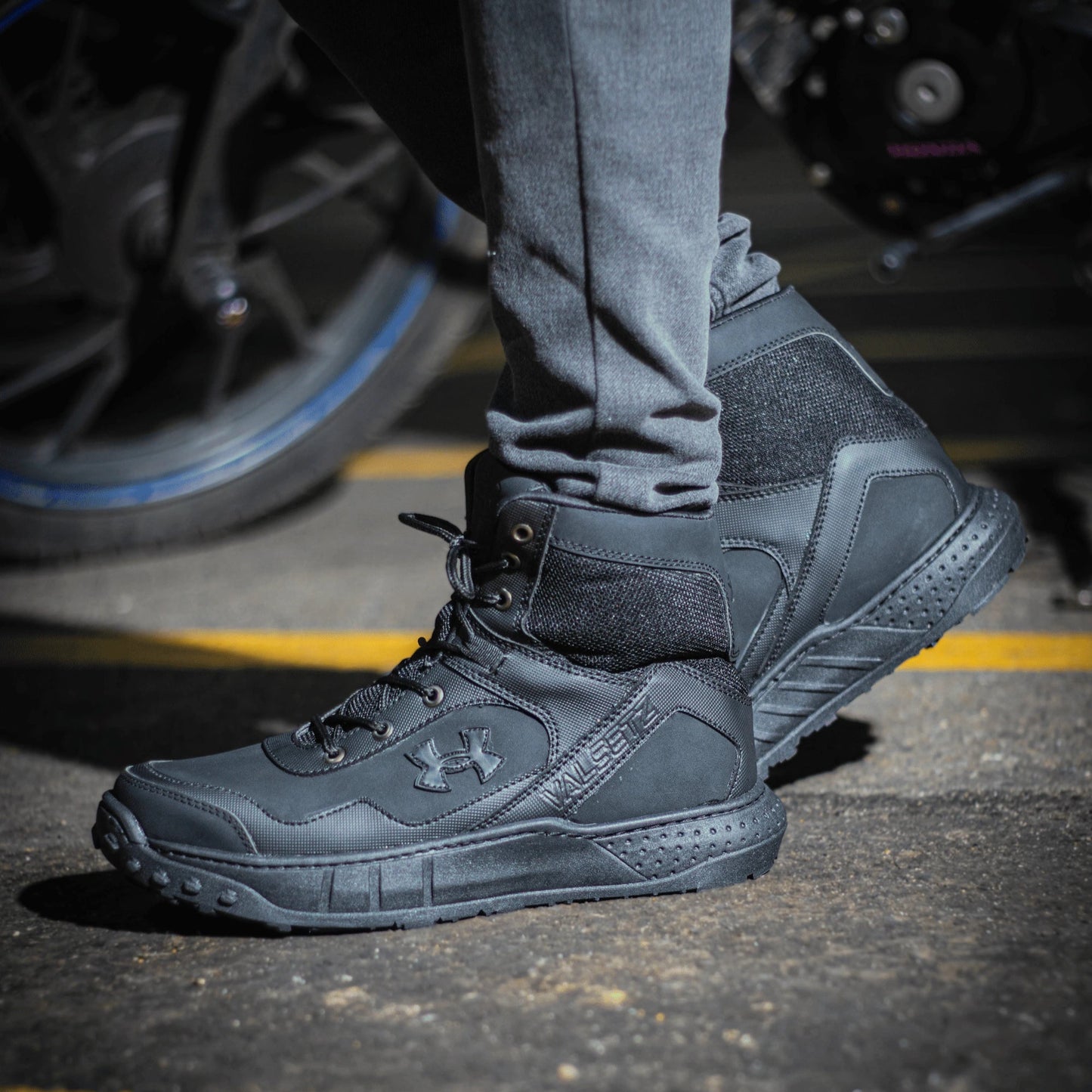 Bota Táctica Ultra Resistente y Impermeable [ÚLTIMAS UNIDADES]